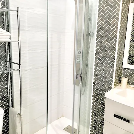 בית הארחה Oyo Duc De Gaeta ולנסיה