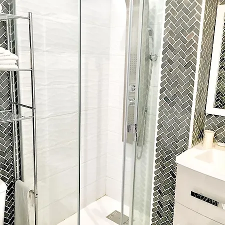 בית הארחה Oyo Duc De Gaeta